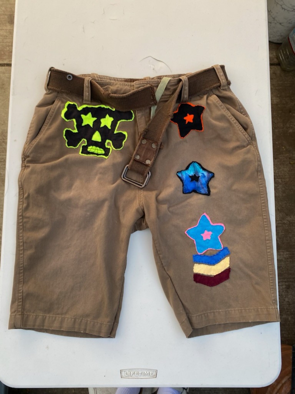 Embroidered Patch Brown Cotton Shorts